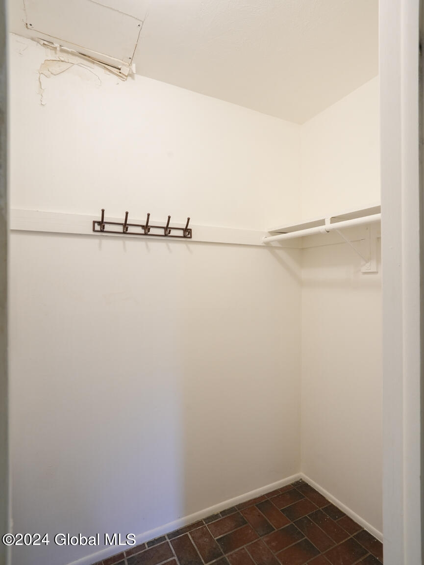 10 Loudonwood East in Loudonville, NY Listed For 300,000.00 by Wendi