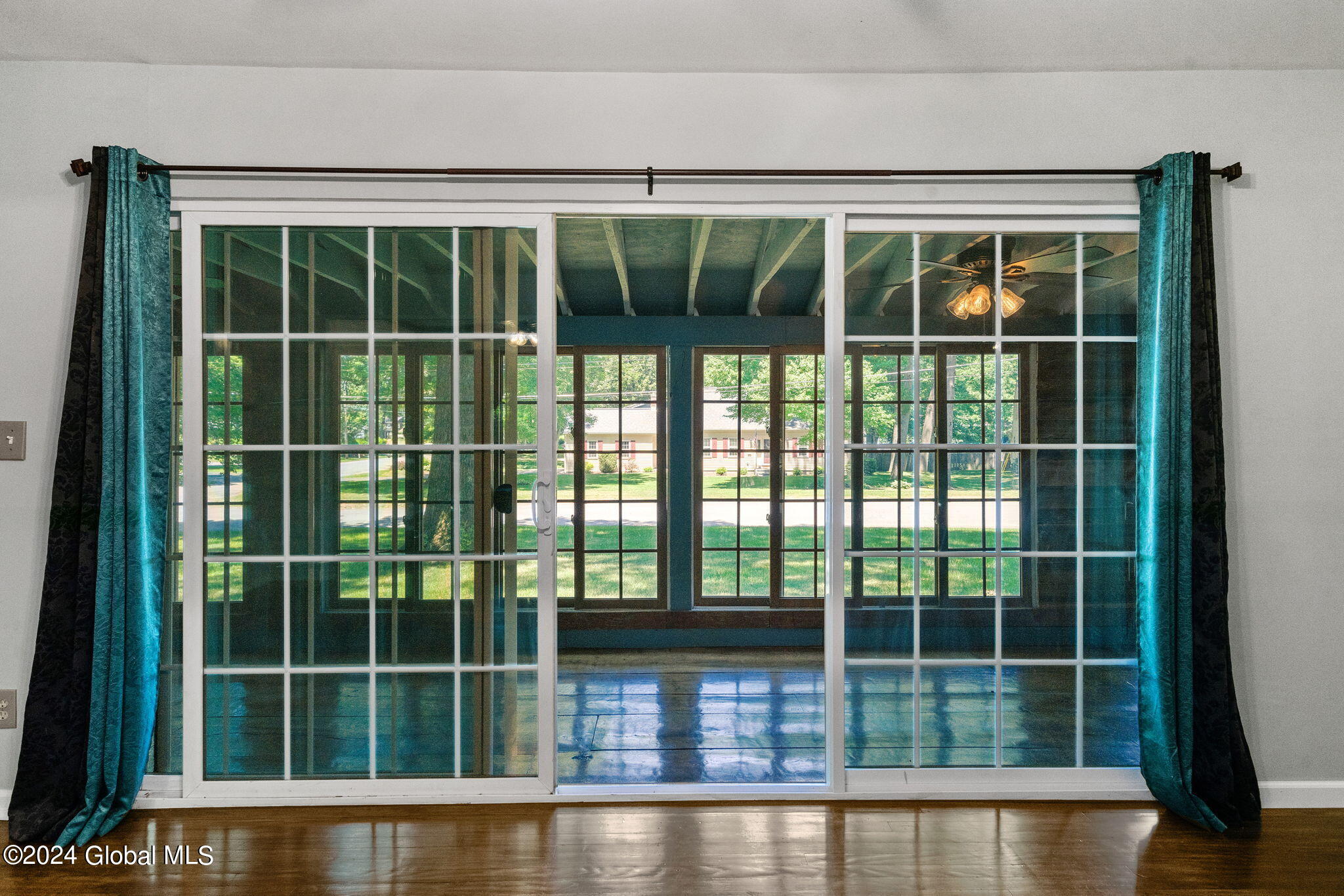 17 S Nottingham Way in Clifton Park, NY Listed For 484,000.00 by