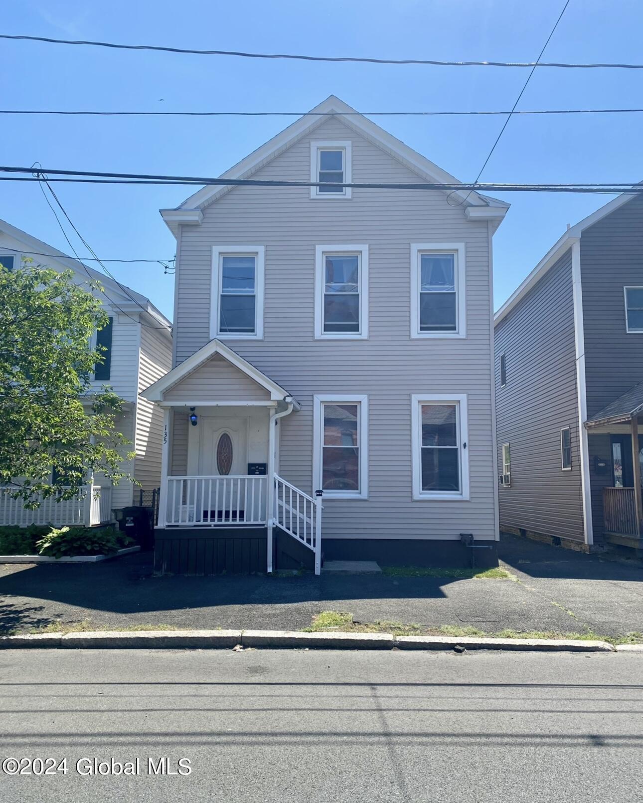 135 Hudson Avenue, Green Island, NY Property Listing from DaviesDavies