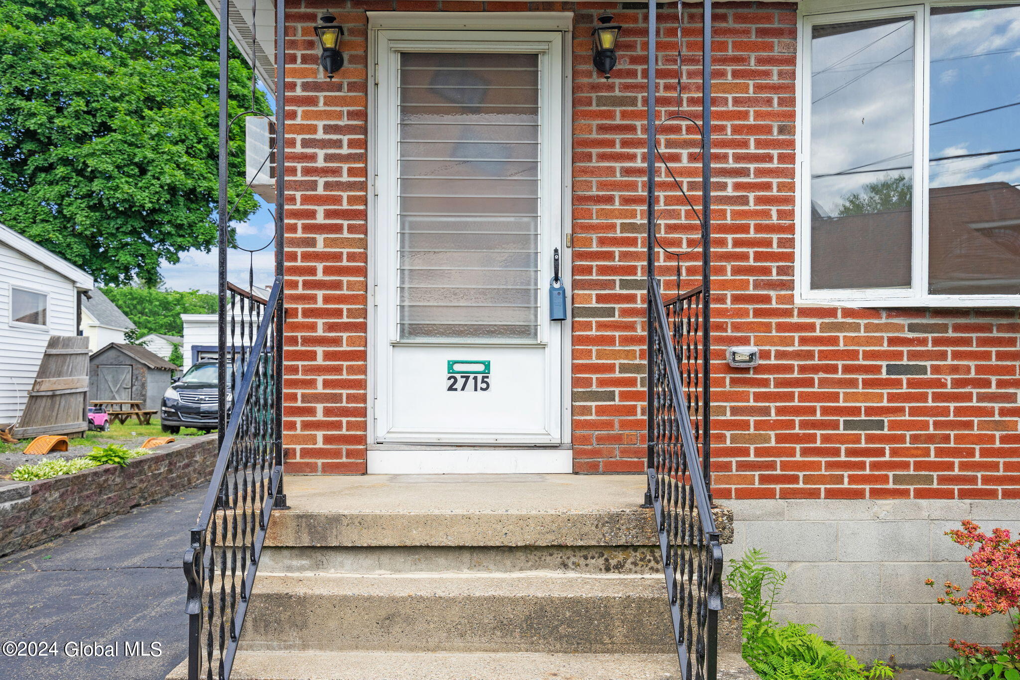 2715 Plunkett Avenue in Schenectady, NY Listed For 184,900.00 by