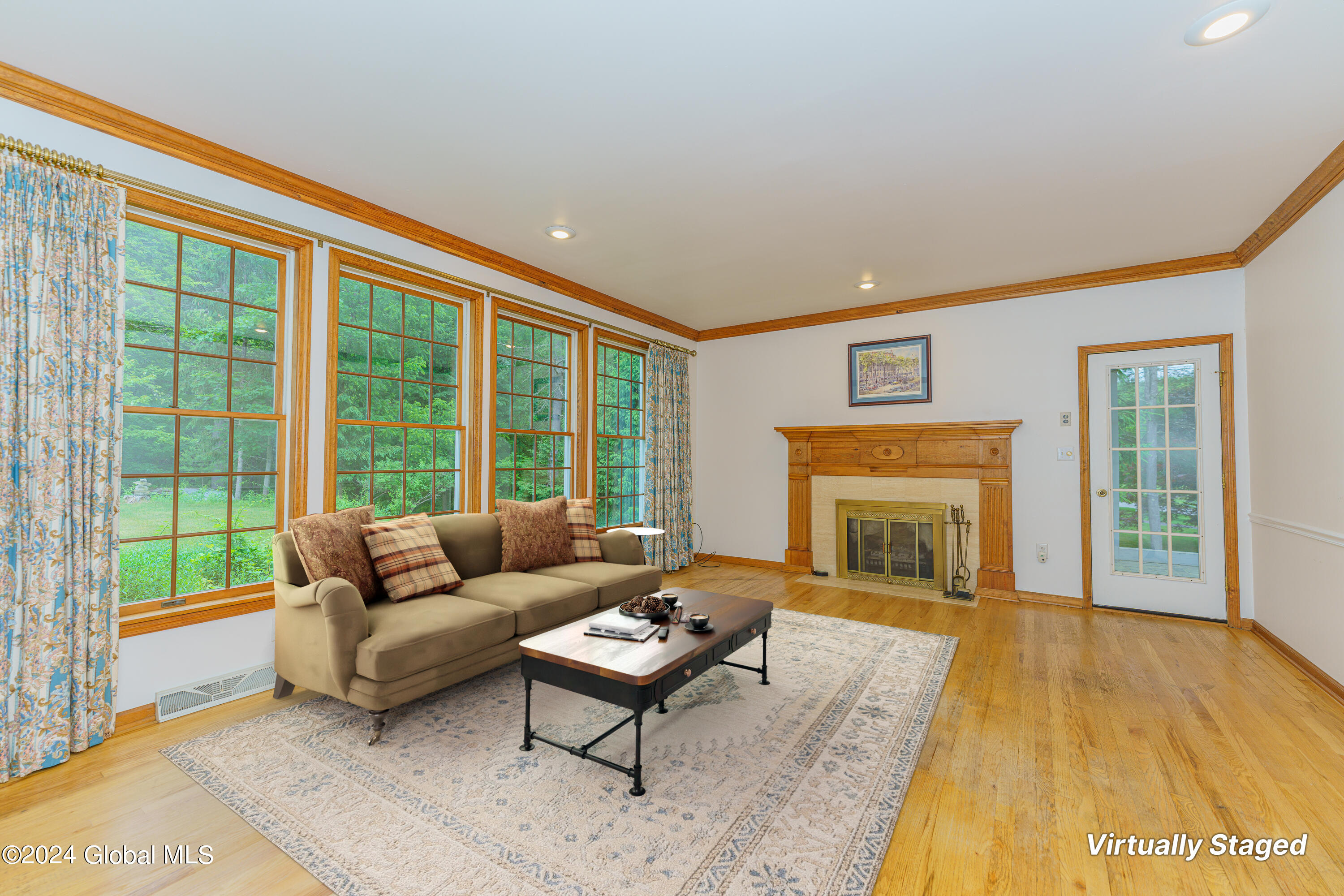 22 Summerfield Lane in Saratoga Springs, NY Listed For 850,000.00 by