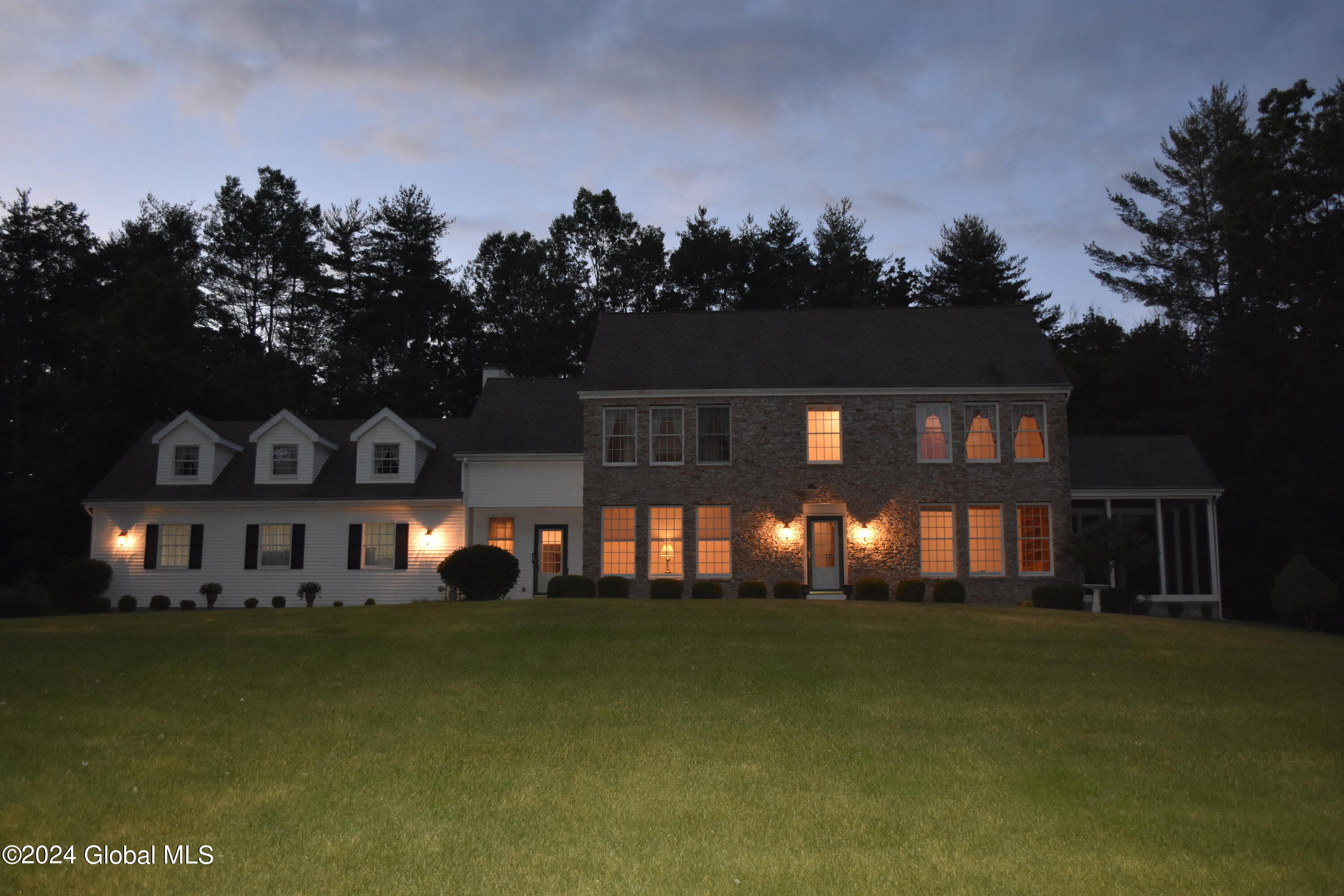 22 Summerfield Lane in Saratoga Springs, NY Listed For 850,000.00 by