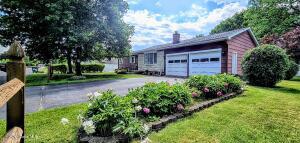 311 Maryanne Avenue Greenport, NY 12534