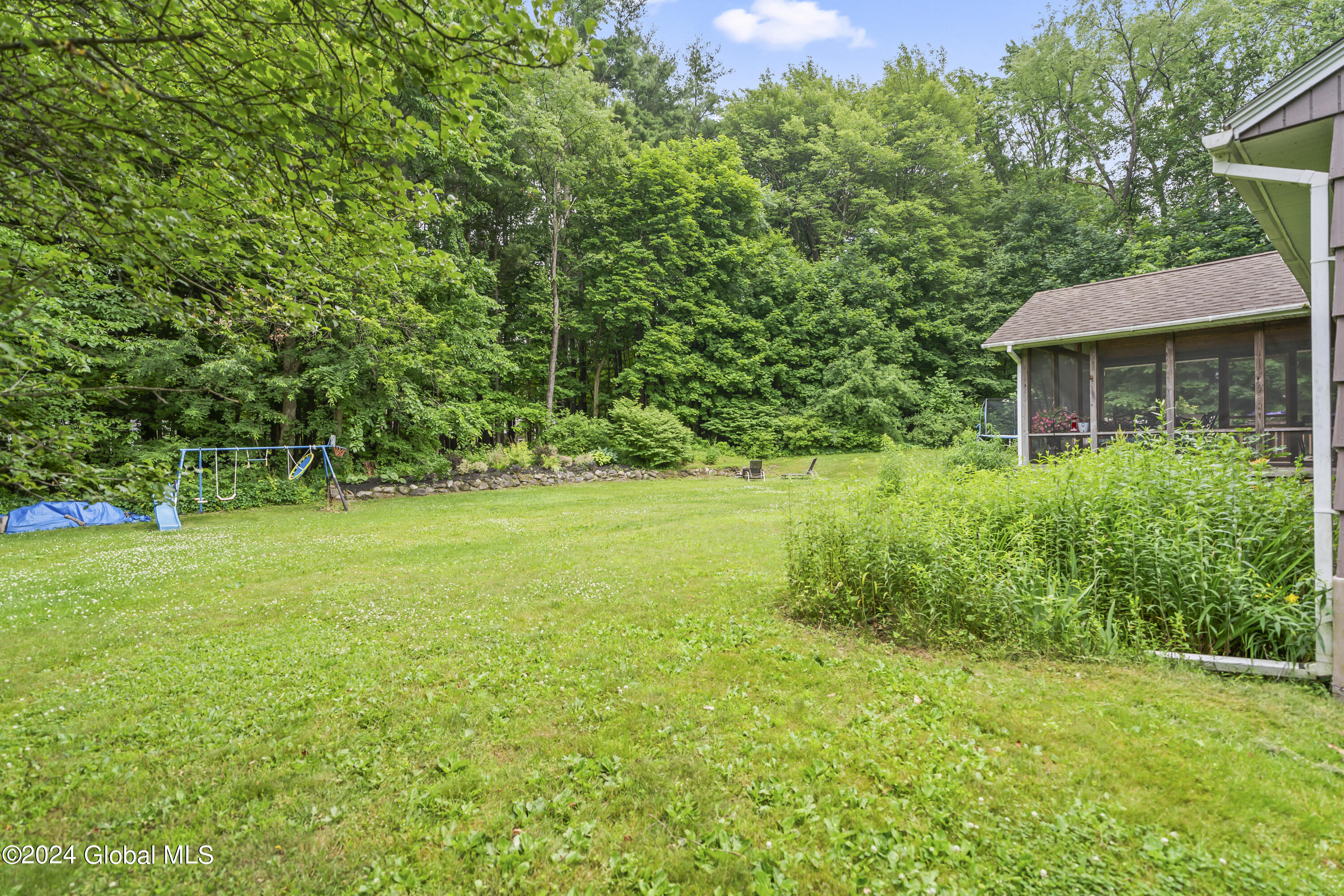 6 Wendy Lane in Burnt Hills, NY Listed For 389,900.00 by Jordan