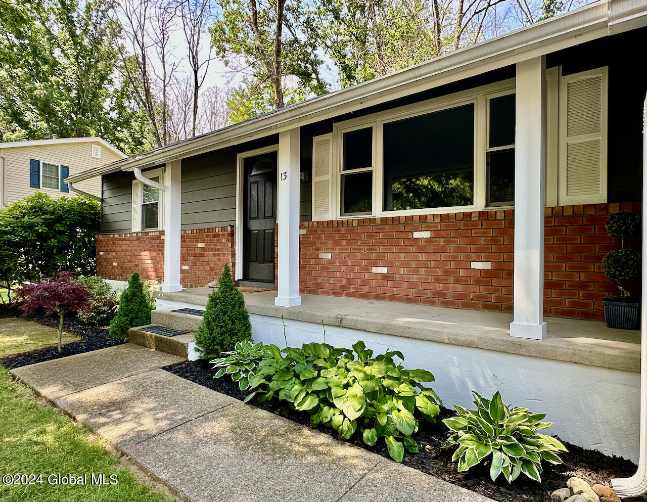 13 Ferndell Spring Drive, Saratoga Springs, NY Property Listing from DaviesDavies