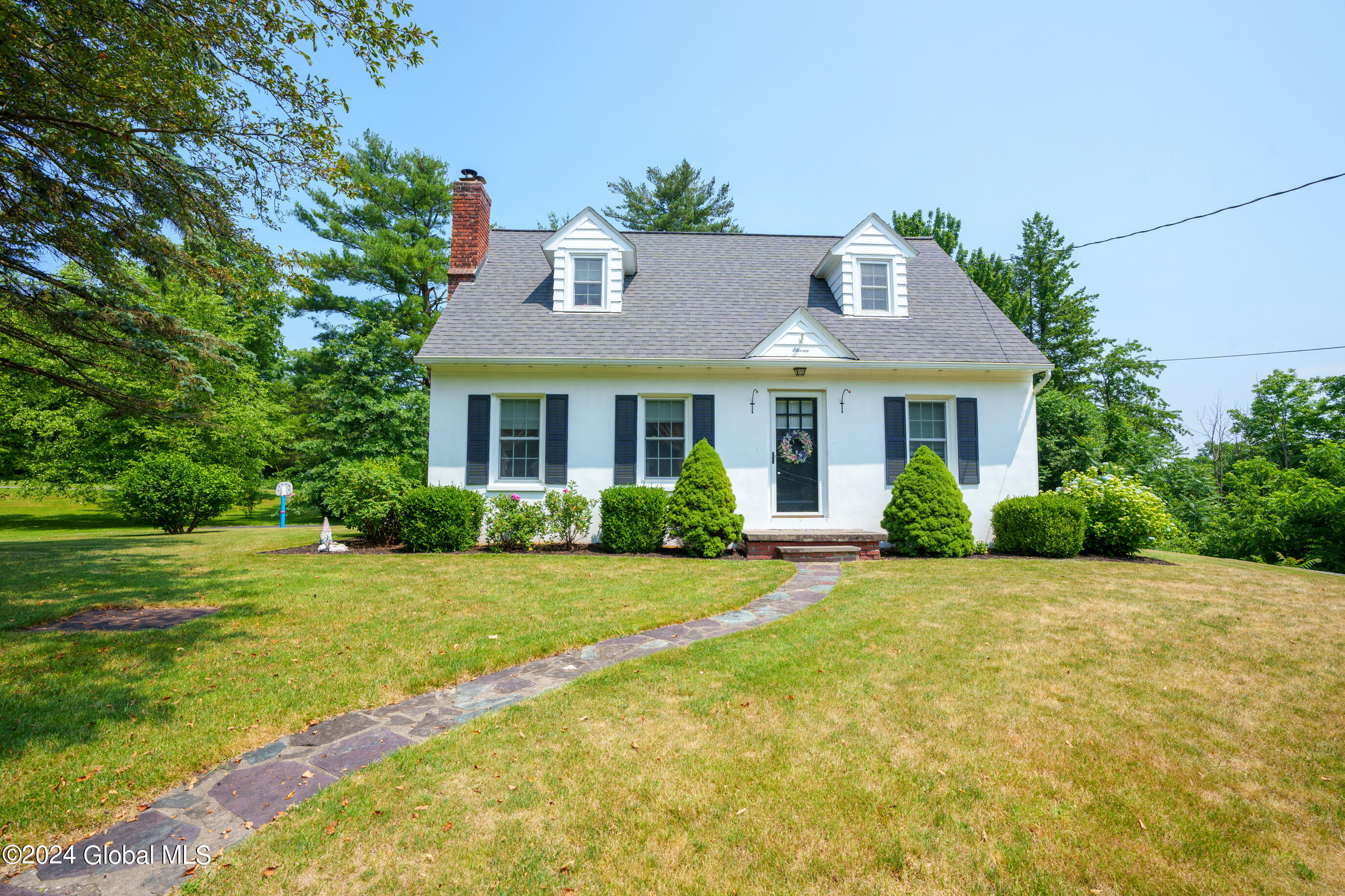 11 Beaver Dam Road in Selkirk, NY Listed For 279,900.00 by Sandra