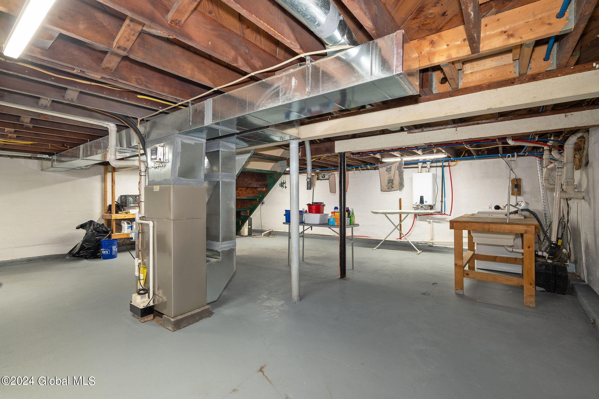 59 Swaggertown Road in Schenectady, NY Listed For 249,900.00 by