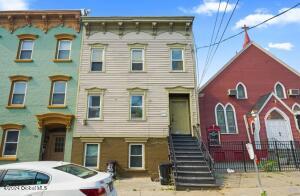 56 Alexander Street Albany, NY 12202