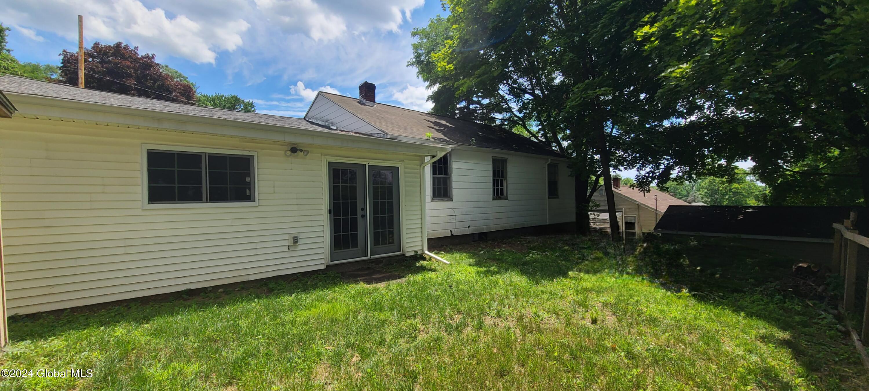 39 Bolivar Avenue in Troy, NY Listed For 185,000.00 by Robert M