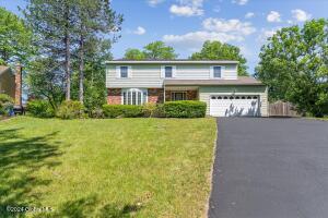 10 Stonehenge Drive Albany, NY 12203