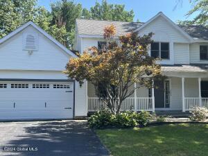 1206 Jason Lane Schenectady, NY 12309