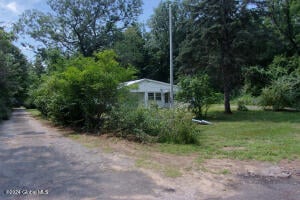 275 Greenfield Ave Rear Ballston Spa, NY 12020