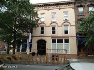 17 1st Street Troy, NY 12180