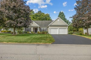 78 Shinnecock Hills Drive Colonie, NY 12205