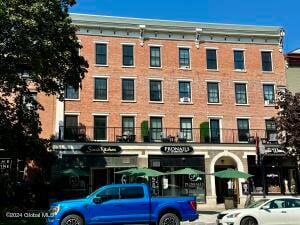 423 Broadway Saratoga Springs, NY 12866