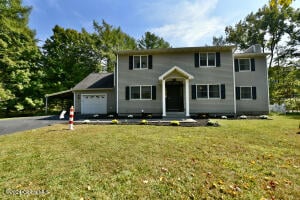 424 Daniels Road Saratoga Springs, NY 12866