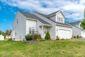 3A Breezy Pointe Drive Halfmoon, NY 12065