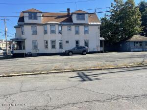 2122 Broadway Schenectady, NY 12306