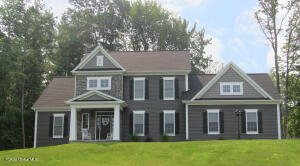 14 Cannon Royal Drive Saratoga Springs, NY 12866