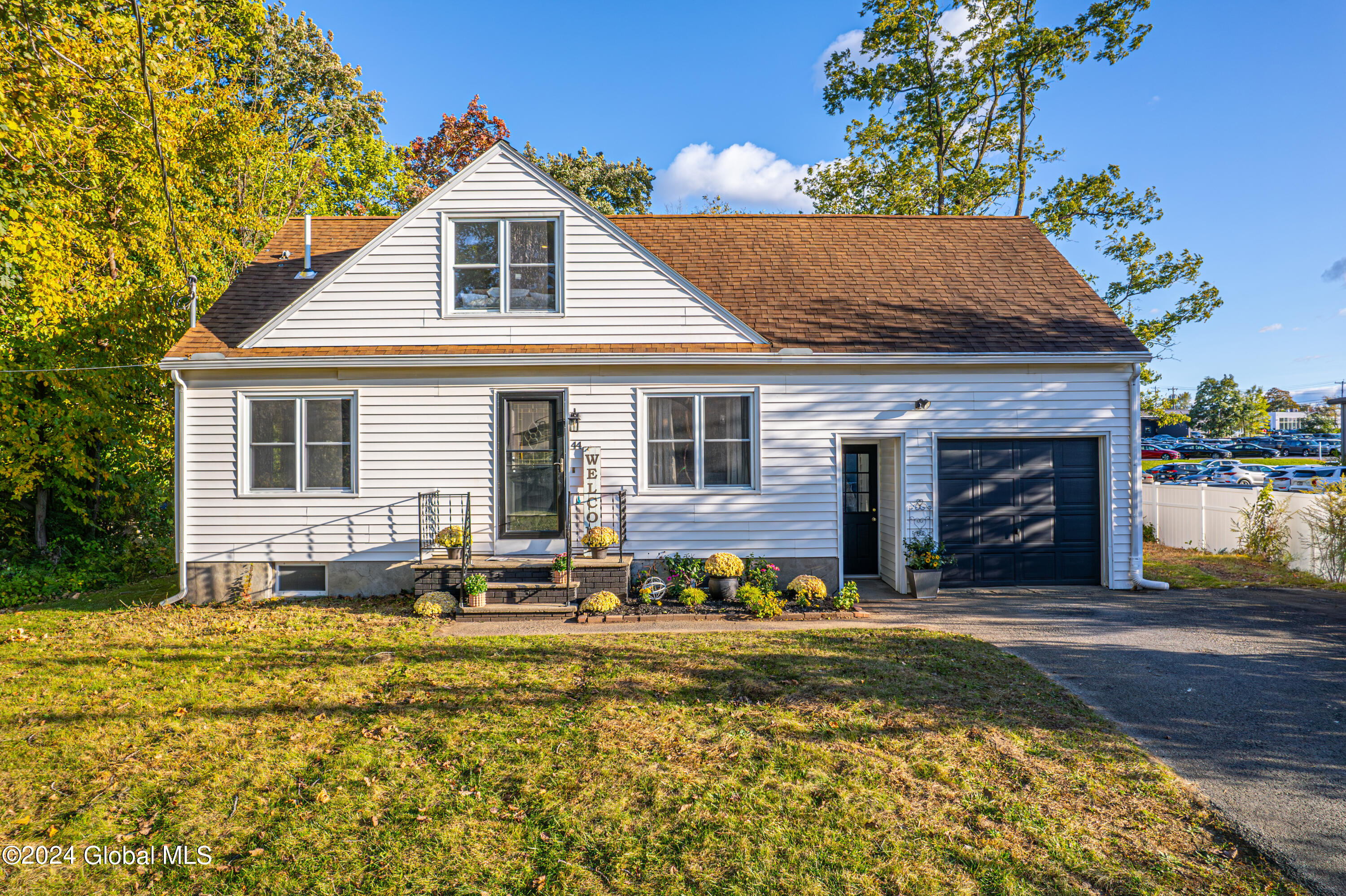 44 N Alandale Avenue, Schenectady, NY Property Listing from DaviesDavies