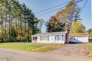 190 Priddle Point Road Gloversville, NY 12078