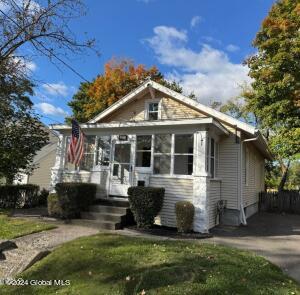 235 Pinehurst Avenue Rensselaer, NY 12144