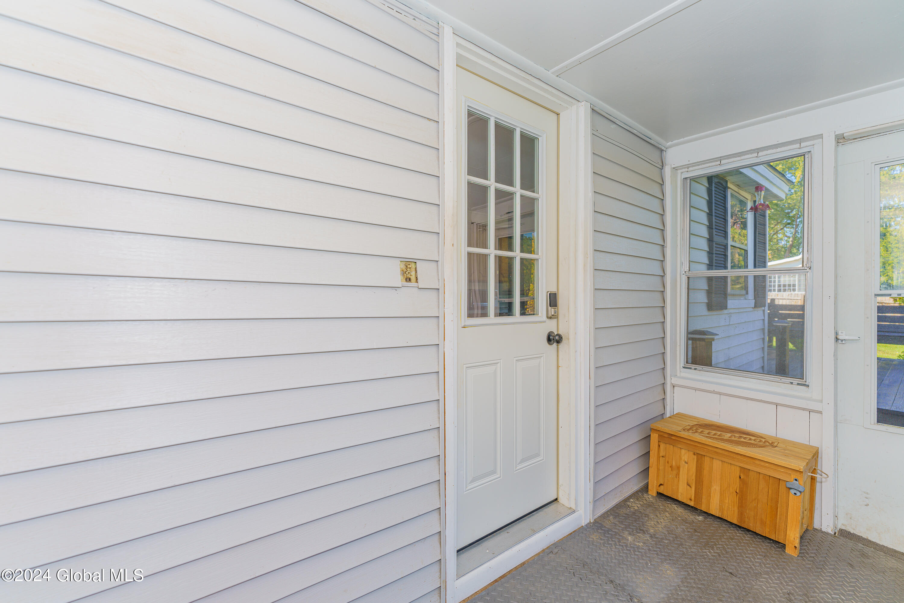 131 Tomhannock Road, Valley Falls, NY Property Listing from DaviesDavies