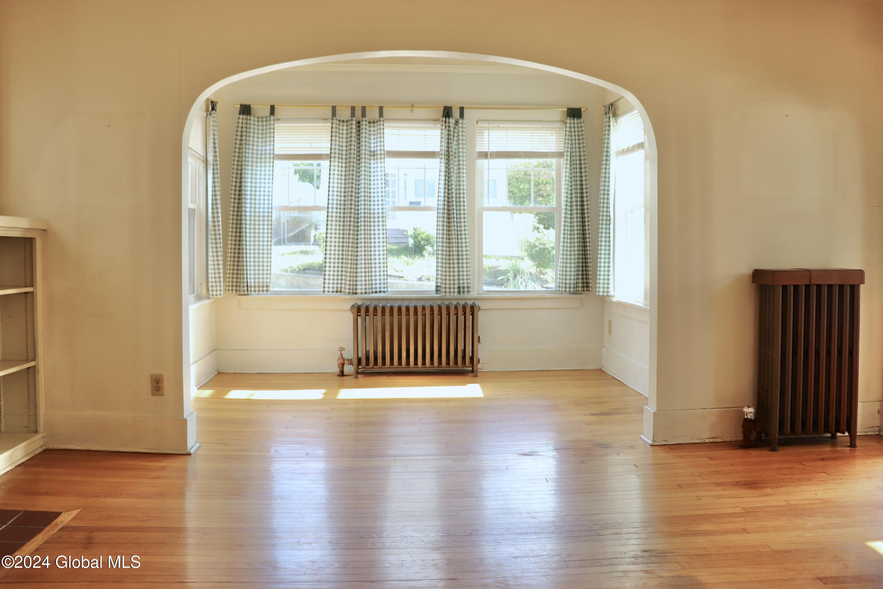 119 Western Parkway, Schenectady, NY Property Listing from DaviesDavies