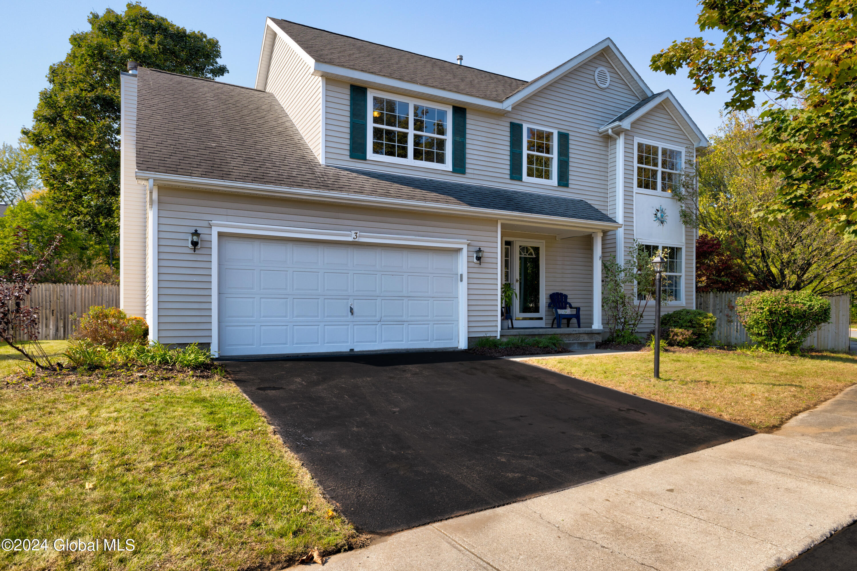 3 Maxwell Drive in Saratoga Springs, NY Listed For 525,000.00 by