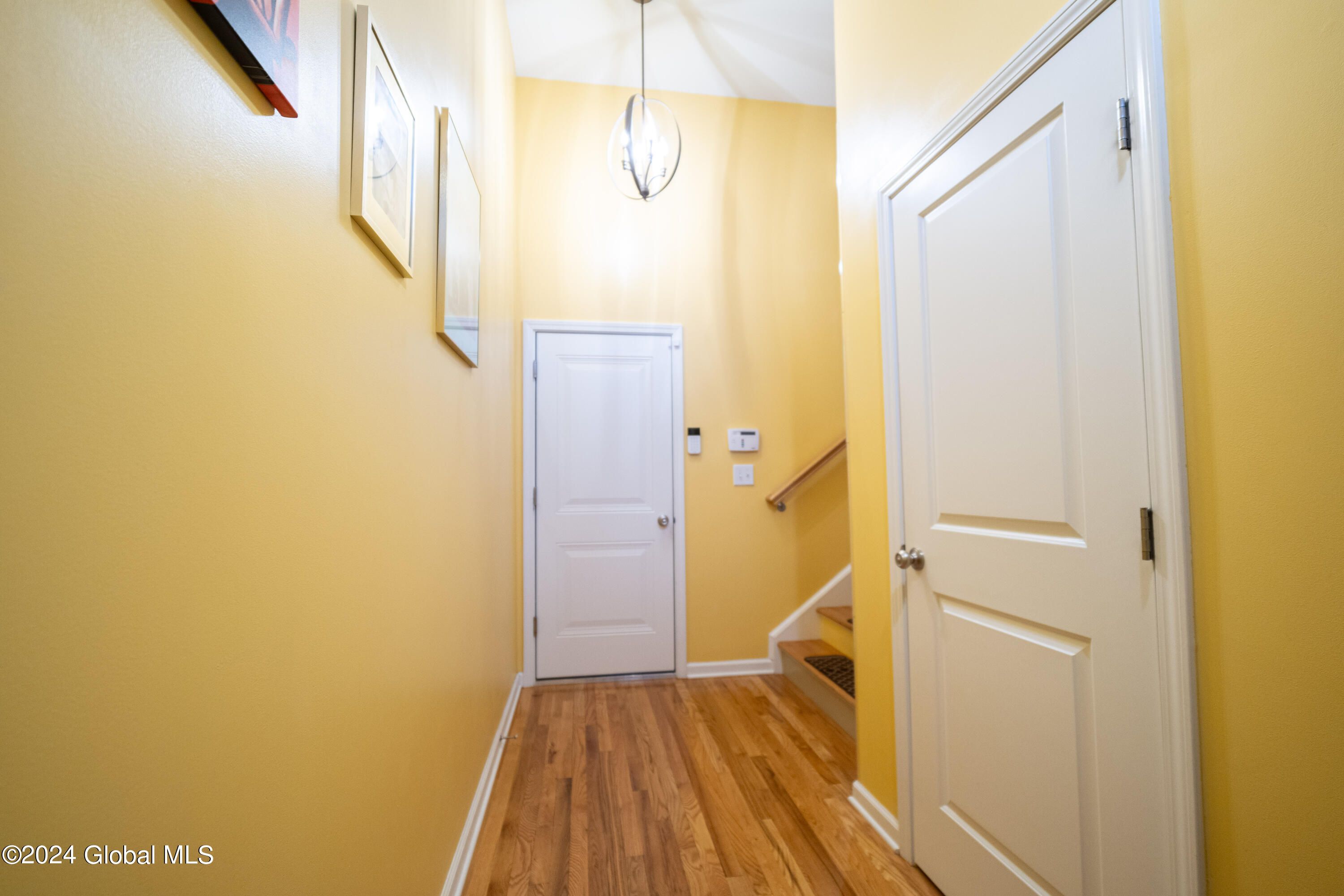 5 Bryn Mawr Court, Albany, NY Property Listing from DaviesDavies