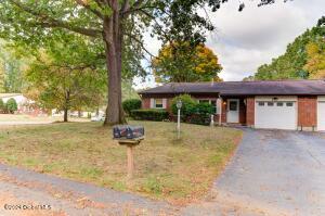 6D Lacosta Drive Clifton Park, NY 12065