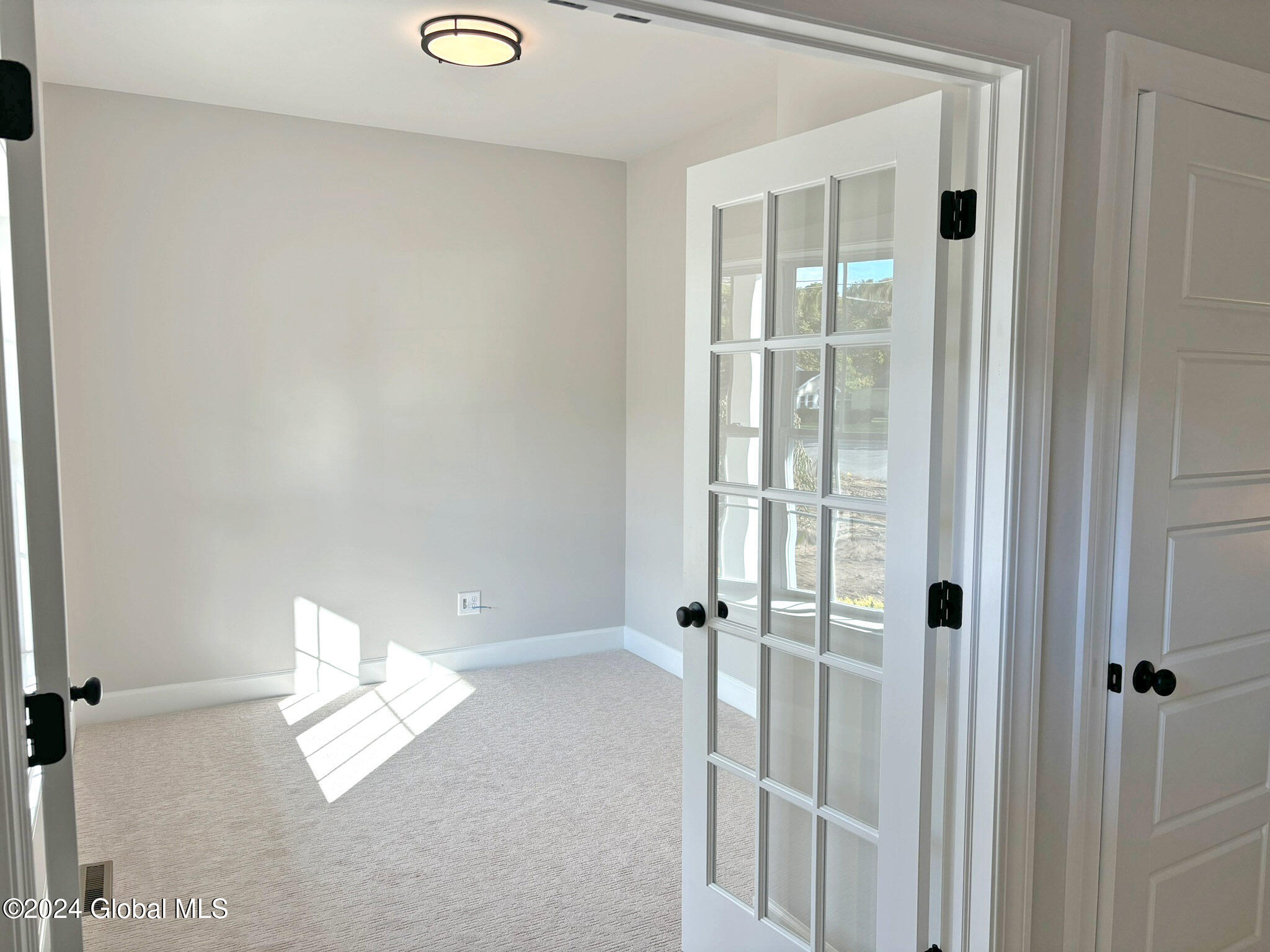 1 Hunter Court, Ballston Spa, NY Property Listing from DaviesDavies