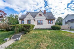 24 Elmhurst Avenue Rensselaer, NY 12144