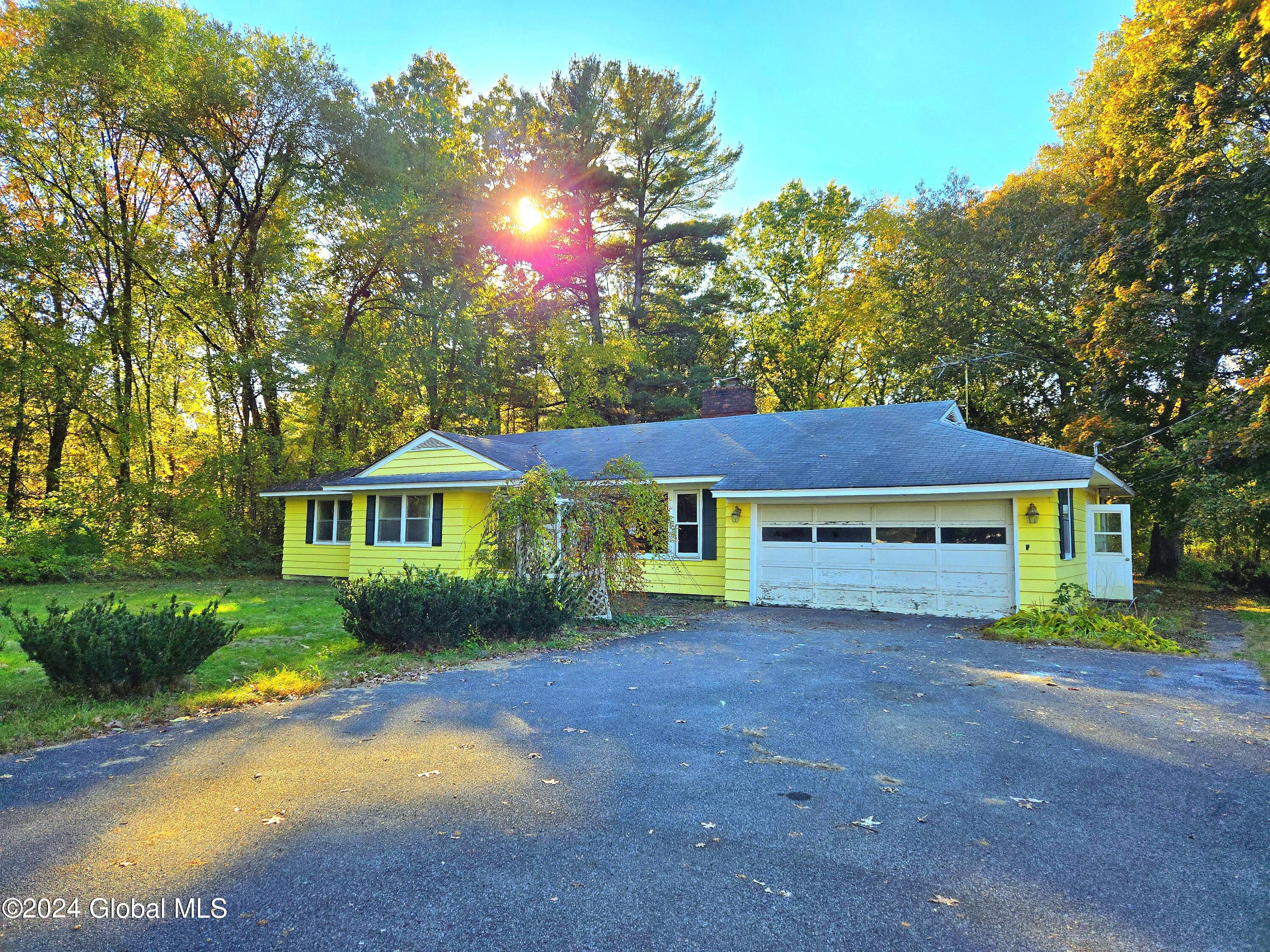 19 Park Avenue, Fort Edward, NY Property Listing from DaviesDavies