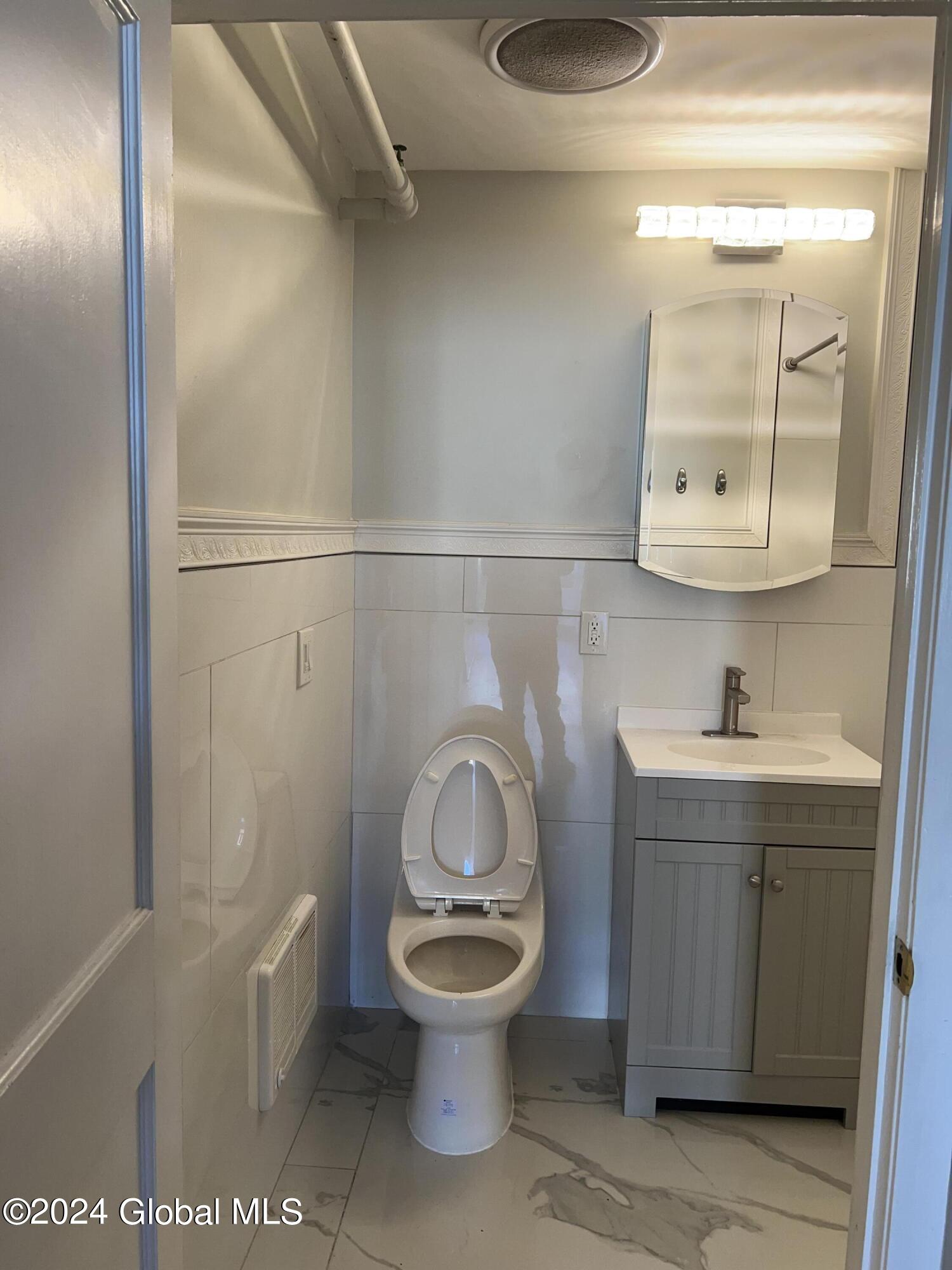 5 Broadway in Troy, NY Listed For 1,650.00 by Christopher J Silveri