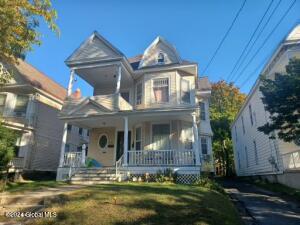 1046 Park Avenue Schenectady, NY 12308