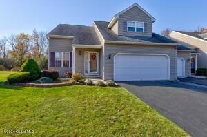 49A Raylinsky Lane Mechanicville, NY 12118