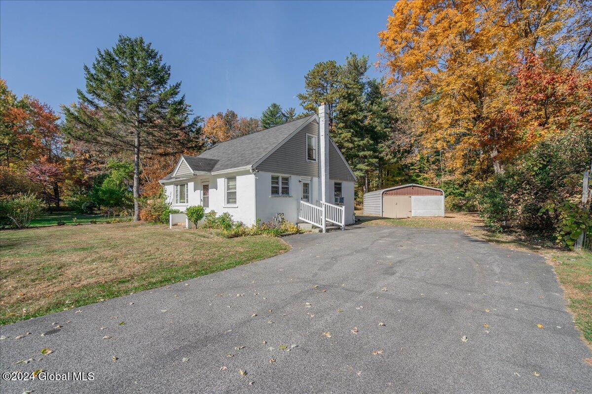 102 Willow Street in Guilderland, NY Listed For 250,000.00 by Dana M