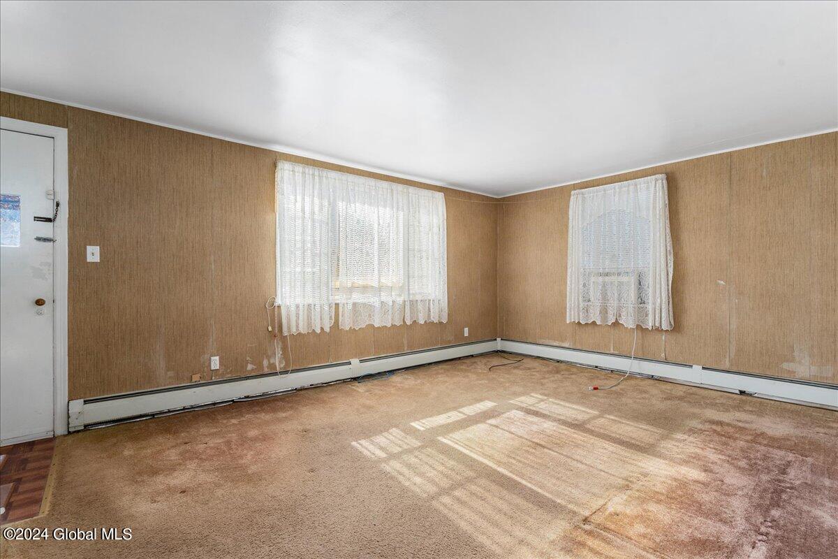 102 Willow Street in Guilderland, NY Listed For 250,000.00 by Dana M