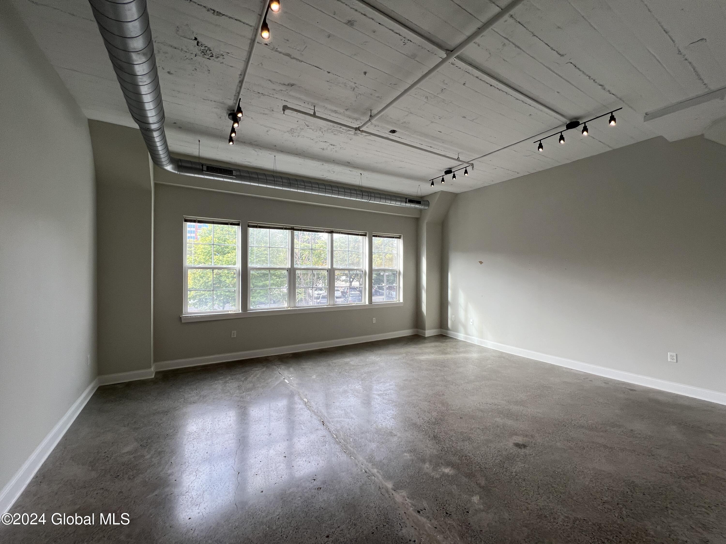 733 Broadway in Albany, NY Listed For 1,700.00 by Kathleen J Kosek for