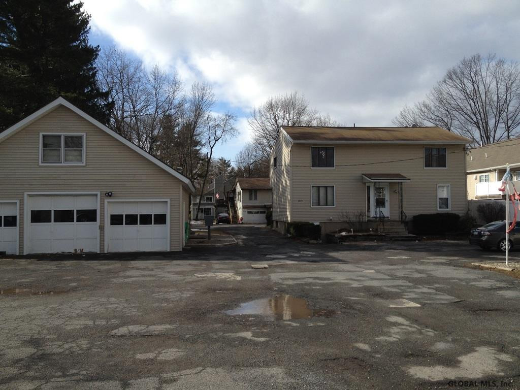 2010 Curry Road in Schenectady, NY Listed For 975.00 by Todd A Drake