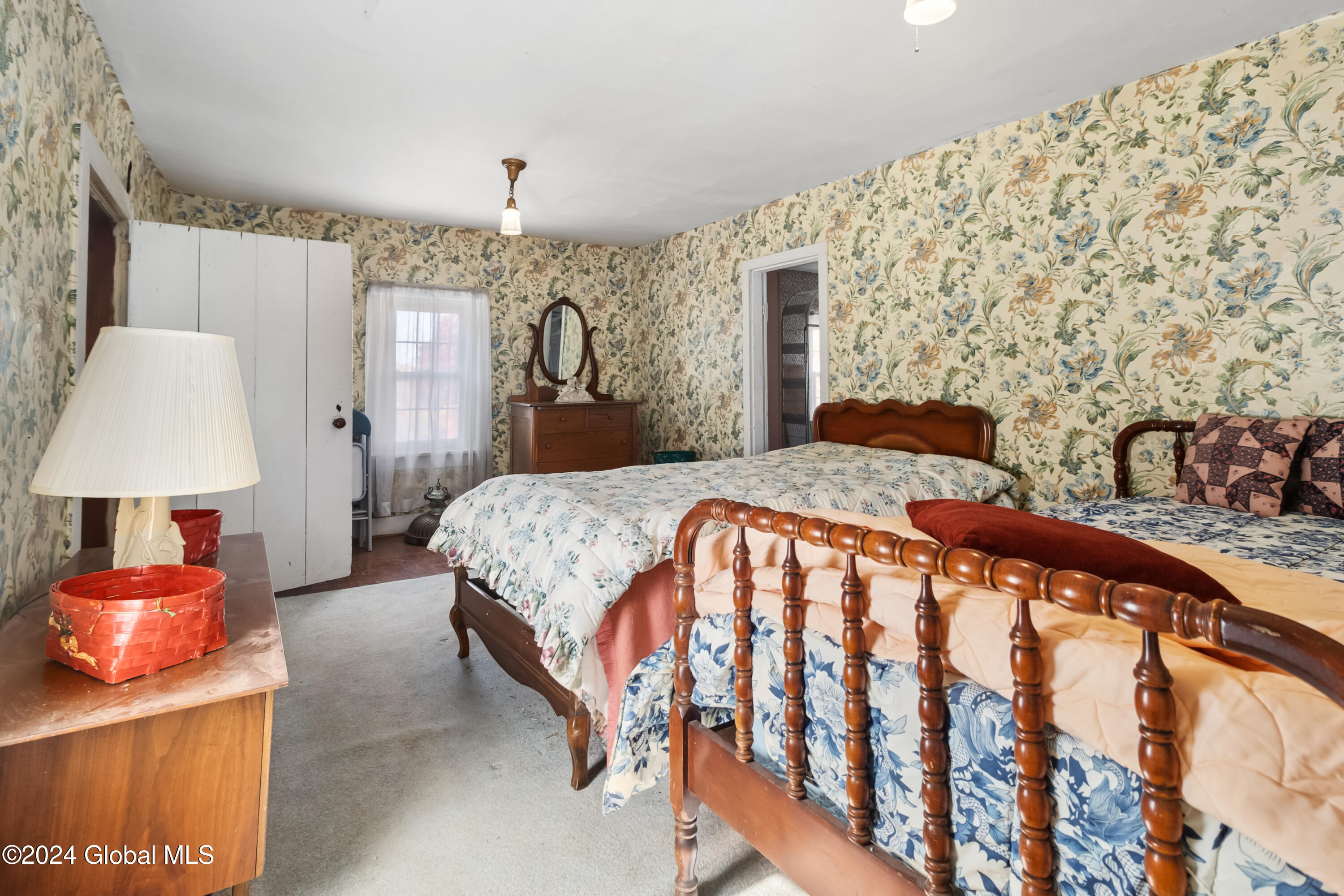 180 Schoolhouse Road, Hudson, NY Homes for Sale in Lake