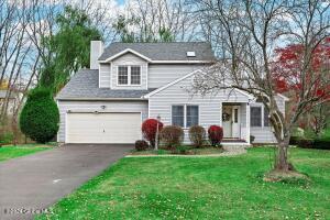 22 Ponderosa Drive Clifton Park, NY 12065