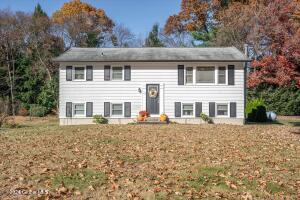 12 Traver Lane Gansevoort, NY 12831