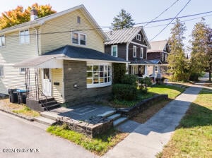 134 Lincoln Avenue Saratoga Springs, NY 12866