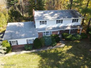 6 Twilight Drive Clifton Park, NY 12065