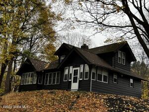 53 Edwards Road Wynantskill, NY 12198