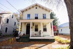 8 Clark Street Saratoga Springs, NY 12866