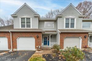 30 Woodside Drive Clifton Park, NY 12065