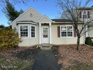 10 Palisade Court Troy, NY 12182